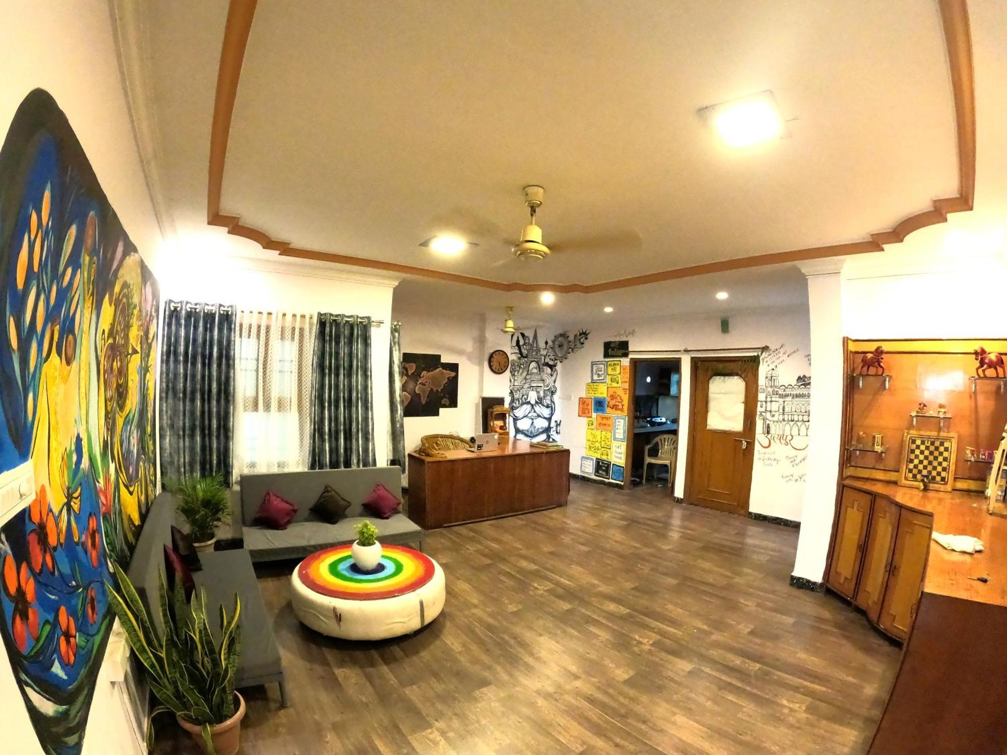 Nomadic Hostel Udaipur Luaran gambar
