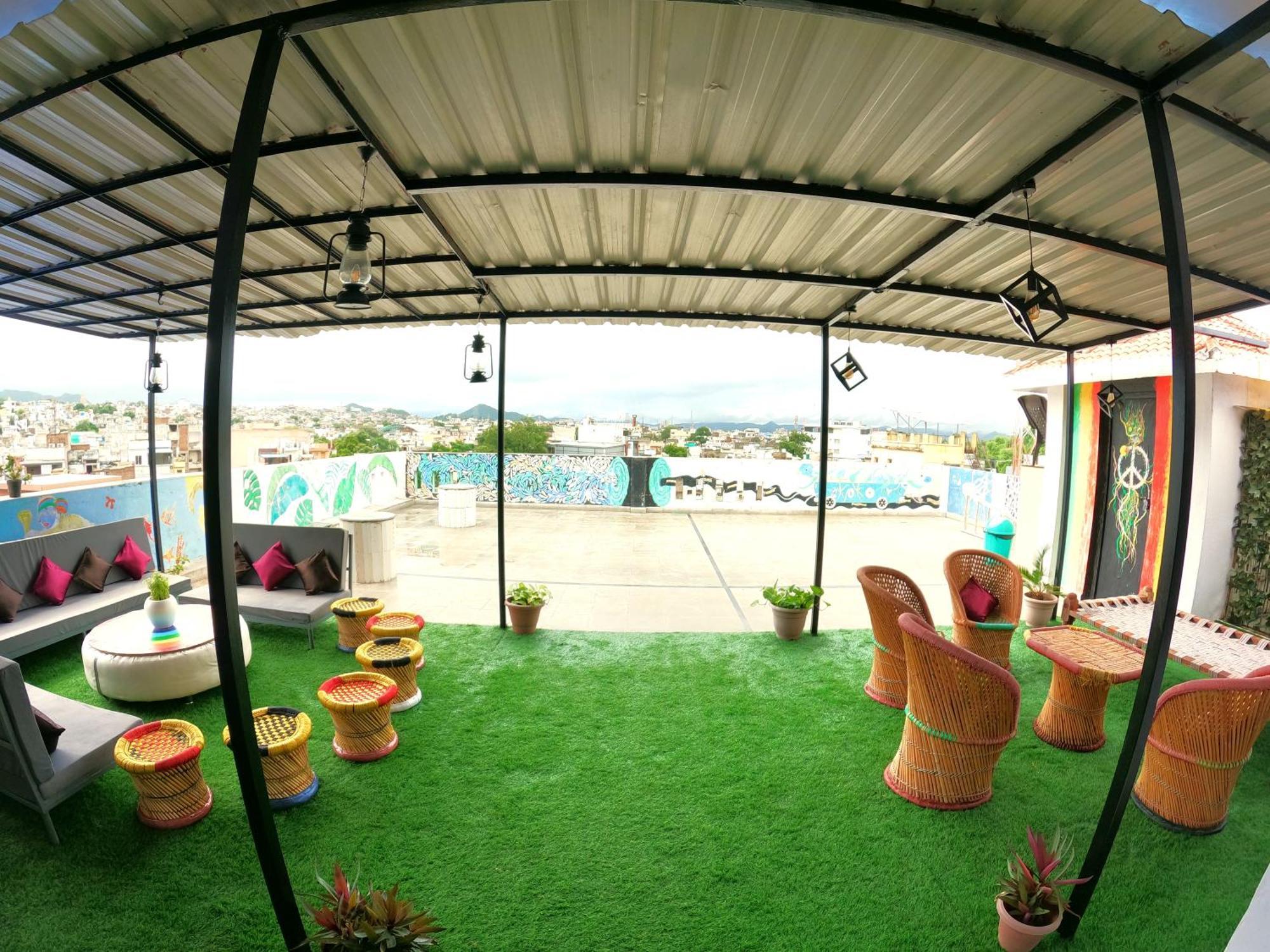 Nomadic Hostel Udaipur Luaran gambar